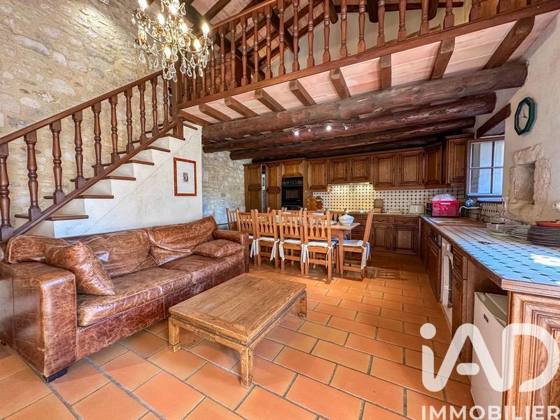 Maison - 360 m² - 12 pièces