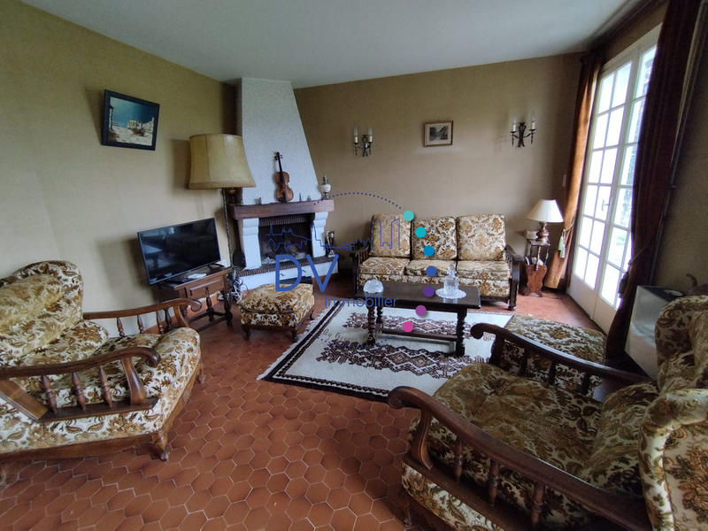 Maison - 167 m² - 9 pièces