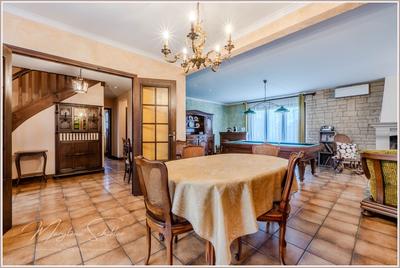 Maison - 182 m² - 5 pièces