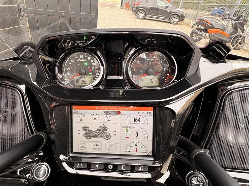 Indian Pursuit Dark Horse