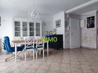 Appartement - 79 m² - 3 pièces