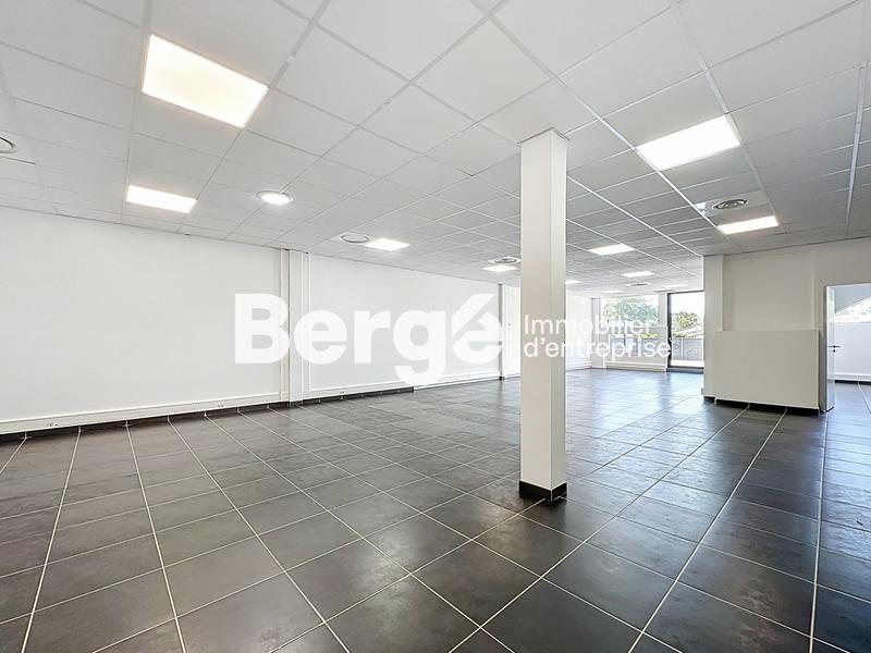 Bureau - 250 m²