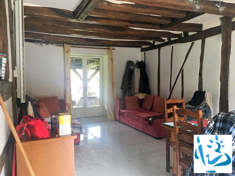 Maison - 236 m² - 9 pièces