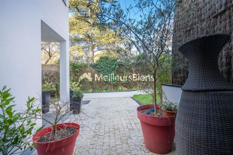 Maison d'architecte - 190 m² - 11 pièces