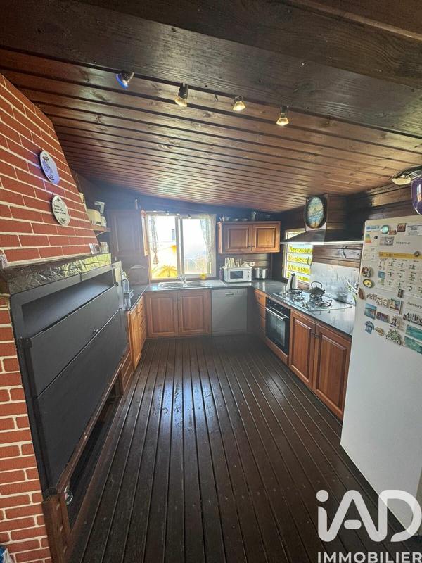 Maison - 251 m² - 7 pièces