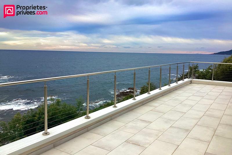 Maison - 316 m² - 8 pièces