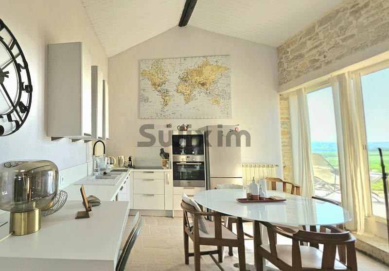 Maison de village - 141 m² - 4 pièces