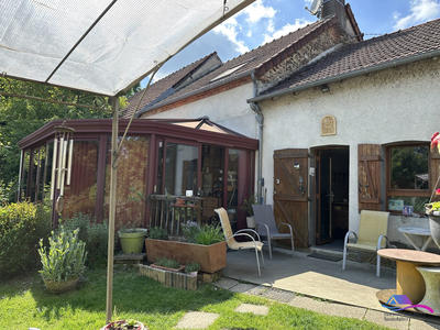 Maison - 98 m² - 5 pièces