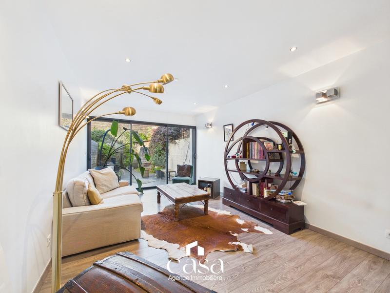 Maison - 92 m² - 5 pièces