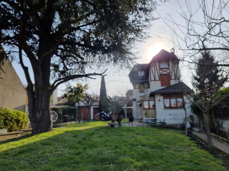 Maison - 124 m² - 6 pièces