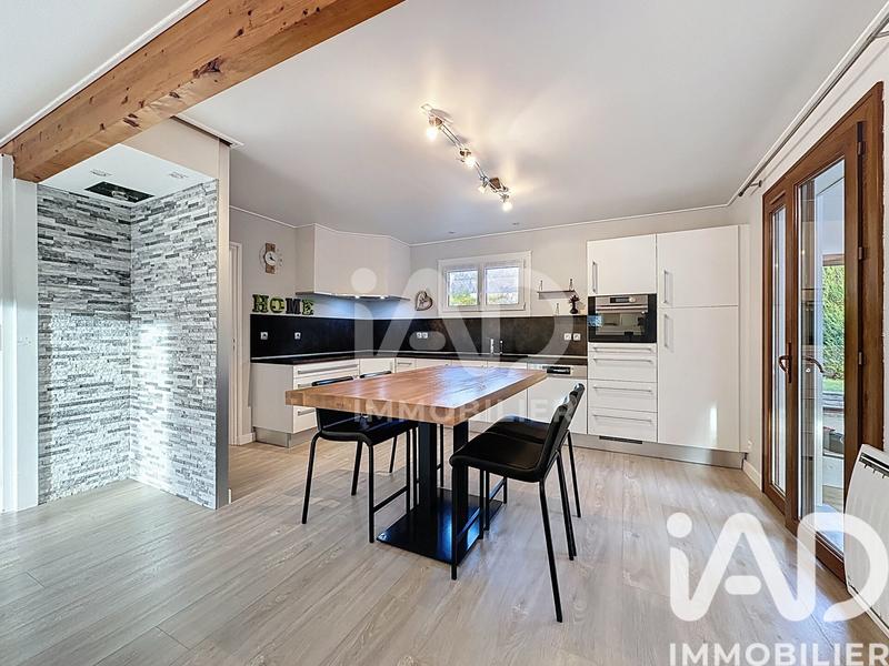 Maison - 153 m² - 7 pièces