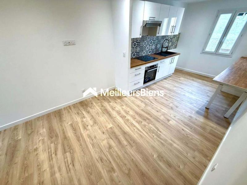 Maison de village - 75 m² - 4 pièces