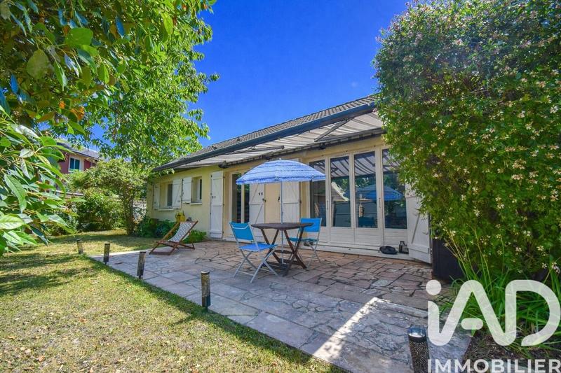 Maison - 97 m² - 5 pièces