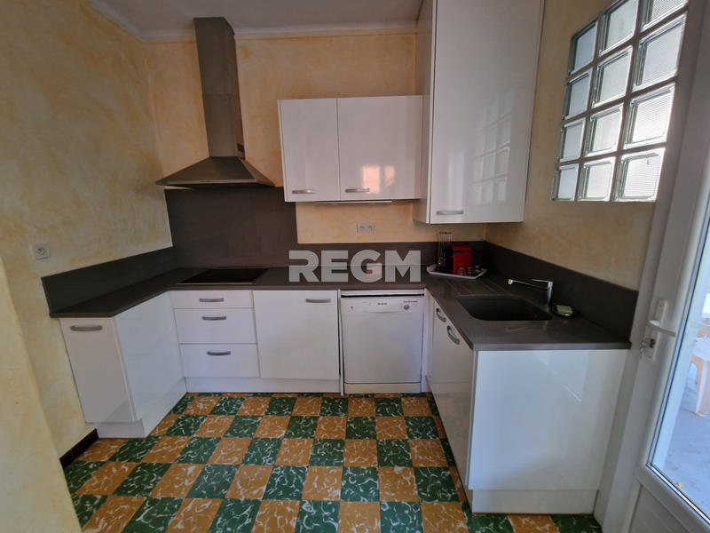 Villa - 150 m² - 8 pièces