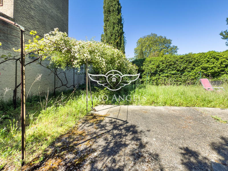 Maison - 204 m² - 5 pièces