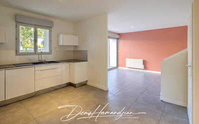 Maison - 123 m² - 5 pièces