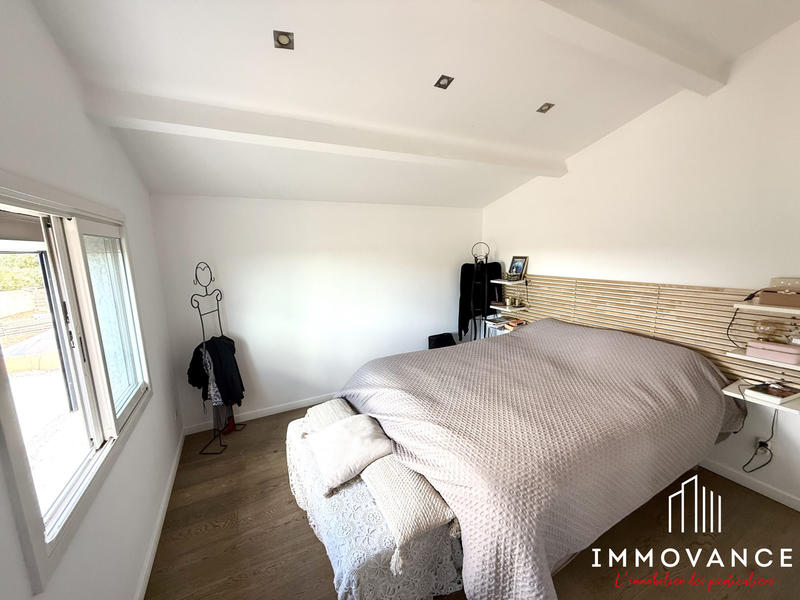 Maison - 190 m² - 8 pièces