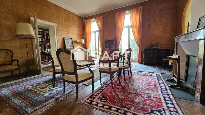 Maison de maîtres - 415 m² - 15 pièces