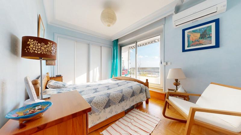 Appartement - 125 m² - 5 pièces