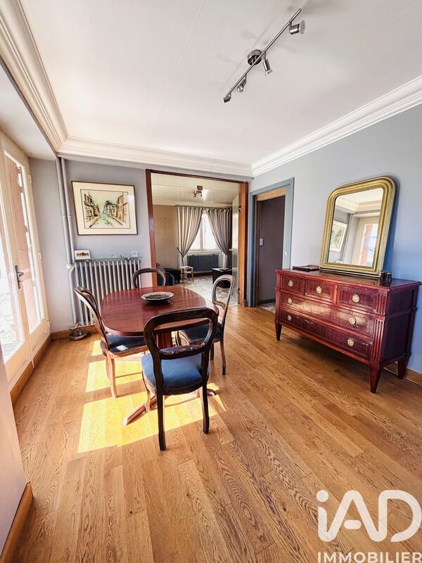 Maison de campagne - 227 m² - 11 pièces