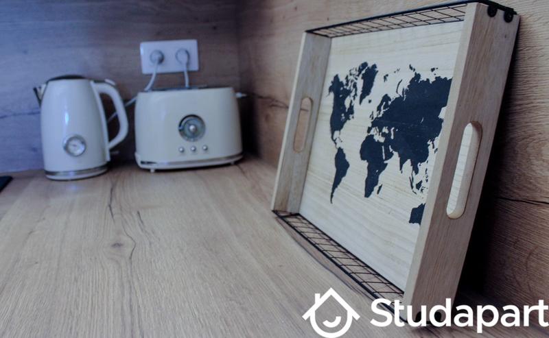 Chambre - 9 m² - 1 pièce