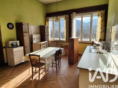 Maison - 110 m² - 7 pièces