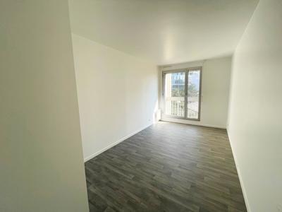 Appartement - 128 m² - 5 pièces