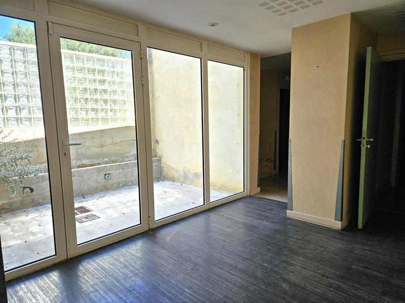 Local commercial - 257 m²