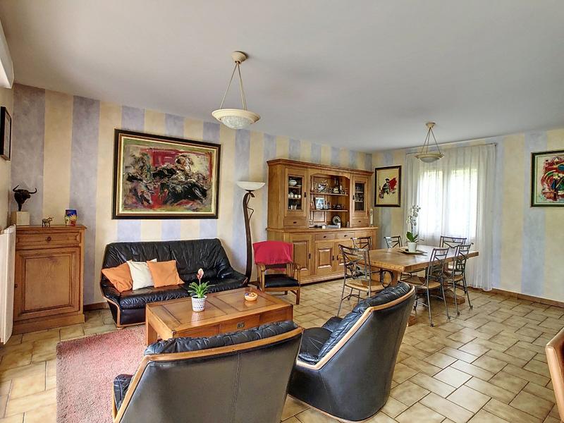 Maison traditionnelle - 156 m² - 5 pièces