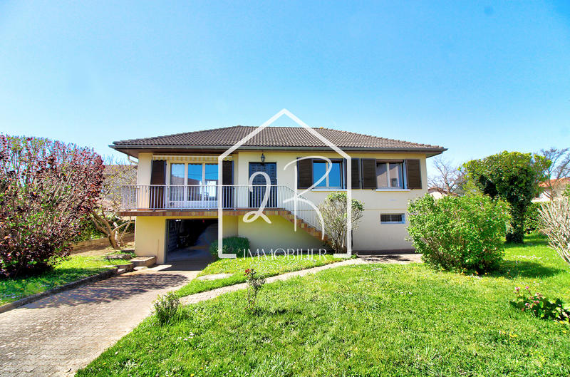 Maison - 95 m² - 4 pièces