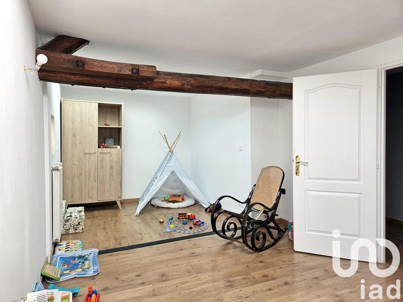 Maison - 238 m² - 7 pièces