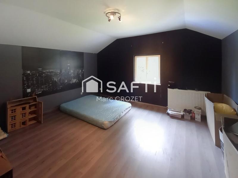 Maison - 158 m² - 8 pièces