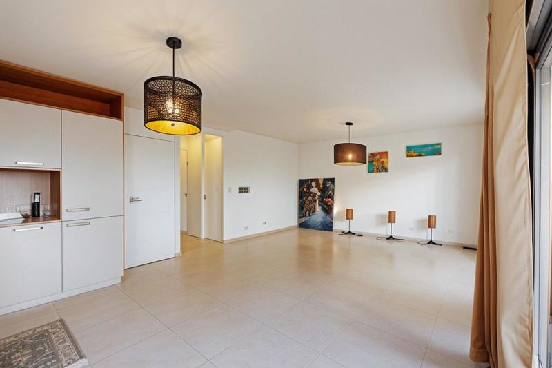 Appartement - 89 m² - 4 pièces