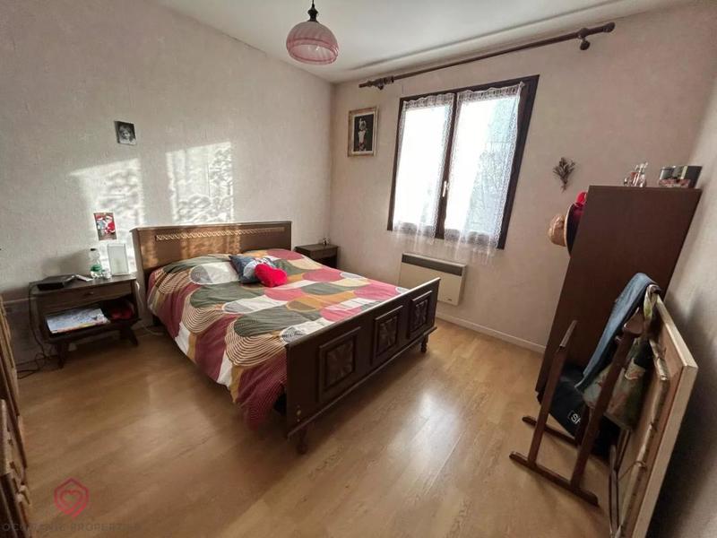 Villa - 171 m² - 10 pièces