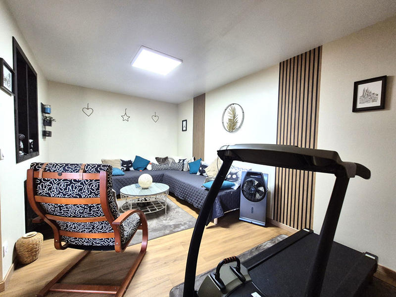 Maison - 215 m² - 5 pièces