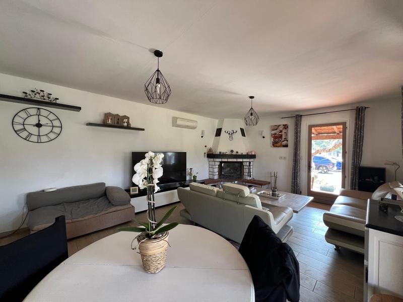 Maison - 90 m² - 3 pièces