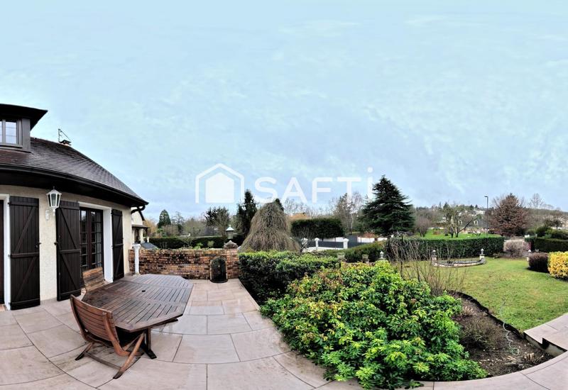 Maison - 189 m² - 8 pièces