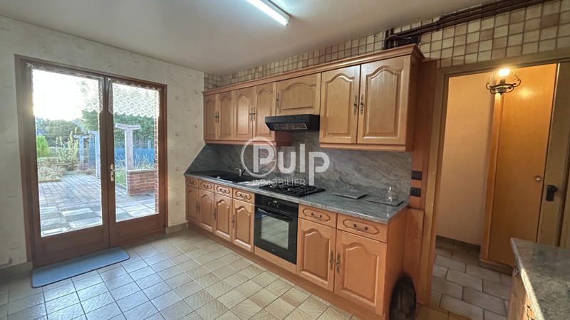 Maison - 90 m² - 5 pièces