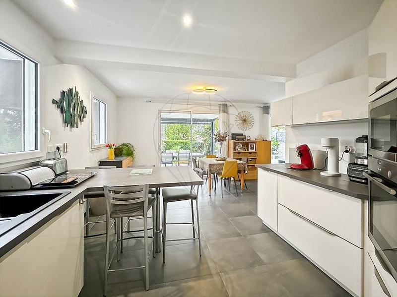 Maison - 118 m² - 5 pièces