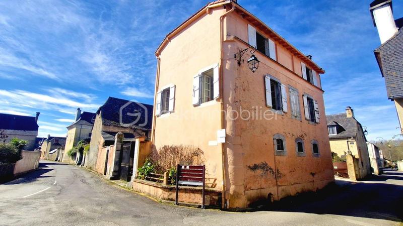 Maison de village - 142 m² - 8 pièces