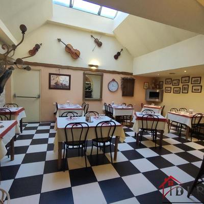 Fonds de commerce - Local commercial - 202 m²