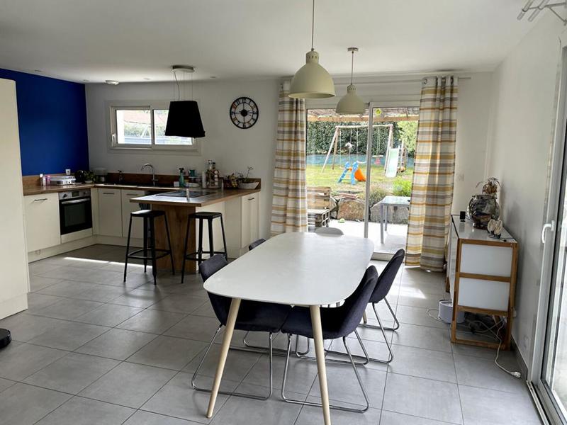 Maison - 88 m² - 5 pièces