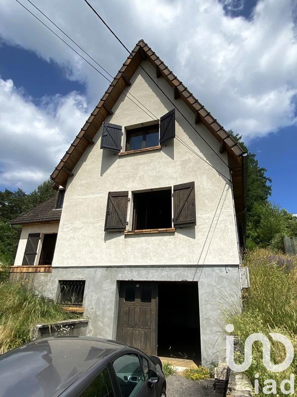 Maison - 216 m² - 7 pièces