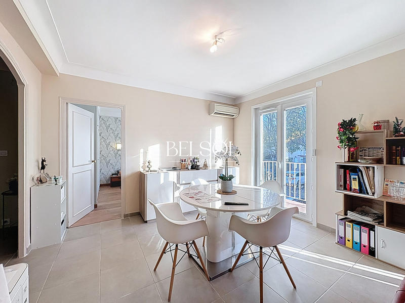 Appartement - 88 m² - 4 pièces