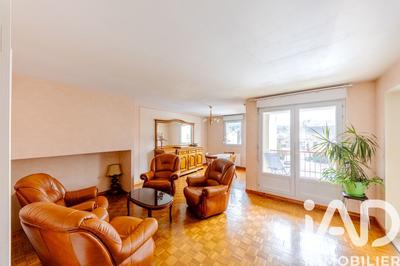 Appartement - 84 m² - 4 pièces