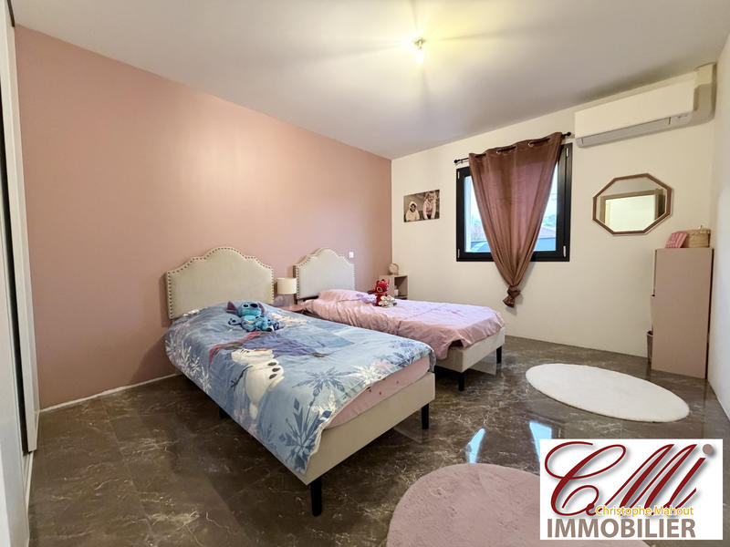 Maison - 150 m² - 5 pièces