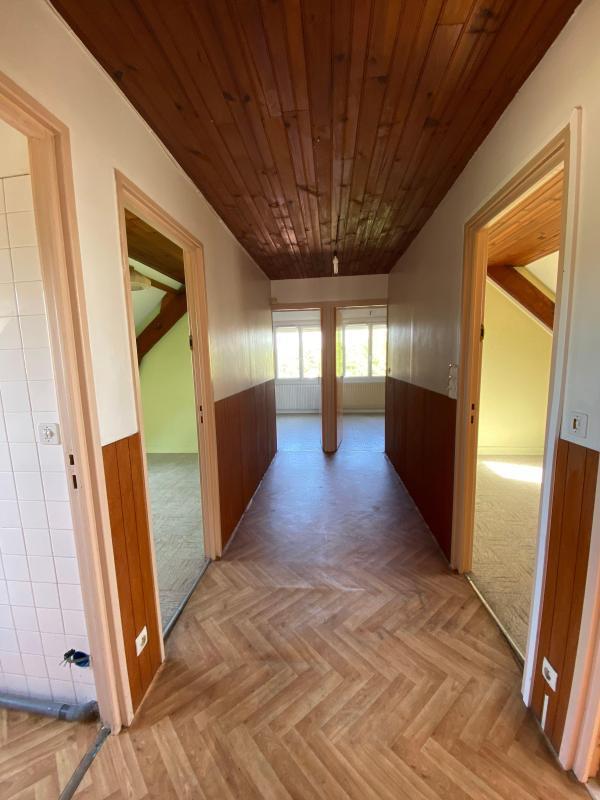 Maison - 182 m² - 10 pièces