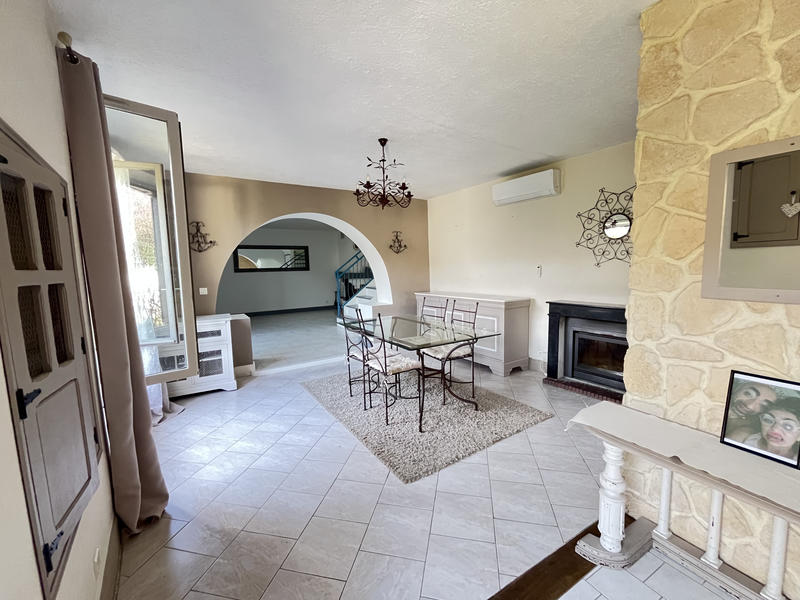 Maison - 138 m² - 6 pièces