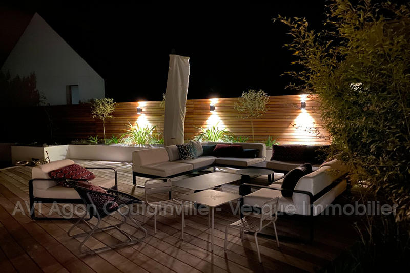 Villa - 350 m² - 10 pièces