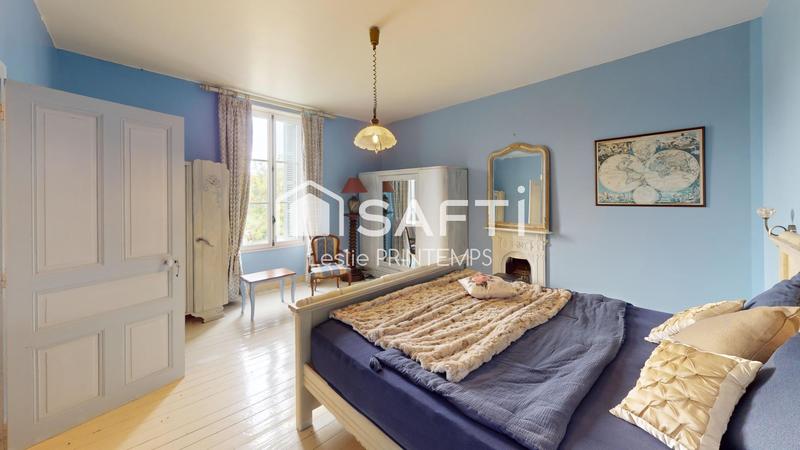 Maison - 200 m² - 6 pièces